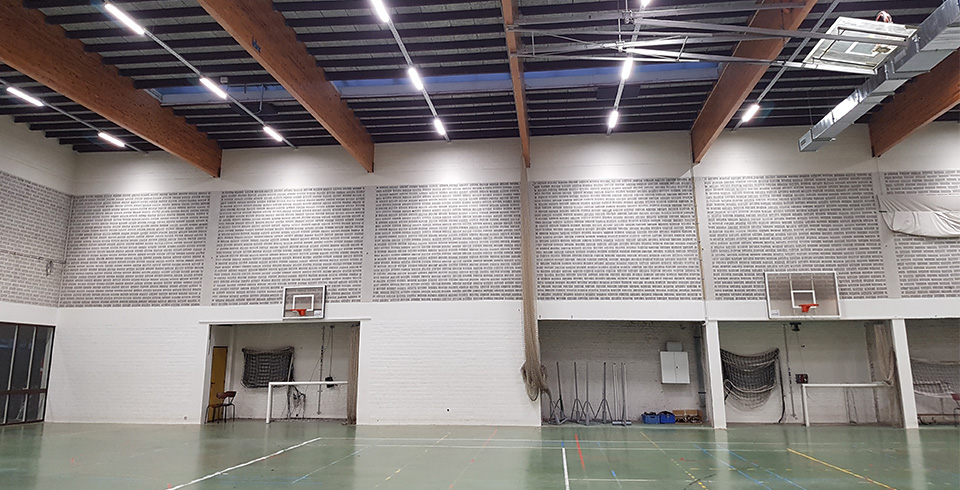 70 percent saving on lighting bill after relighting sports hall Waregem - ©Voltron®